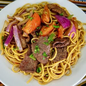 tallarines de carne